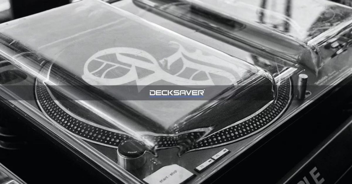 大切なDJ機材を守る。DECKSAVERでDJ/音楽ギアを完全保護